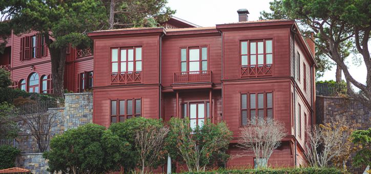 Historic home exterior painting